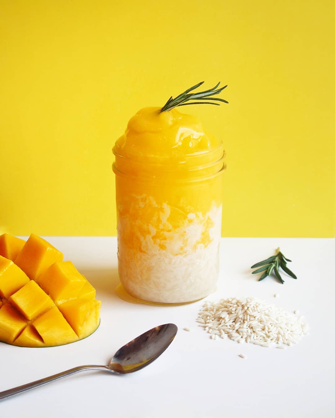 MANGO STICKY RICE SHAKE